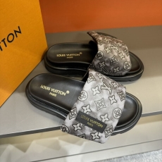 Louis Vuitton Slippers